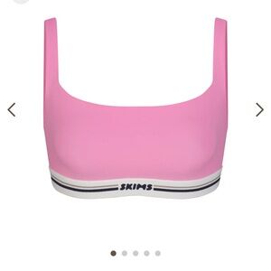 NWT FITS EVERYBODY LOGO STRAIGHT NECK BRALETTE | NAVY - XL